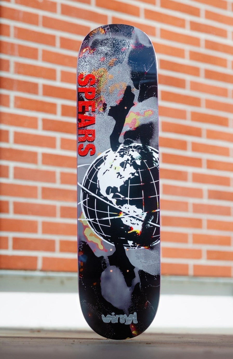 VINYL SPEARS "GLOBE” DECK 8.25